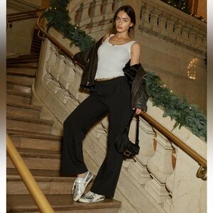 A&F Sloane Low Rise Tailored Wide Leg Pant